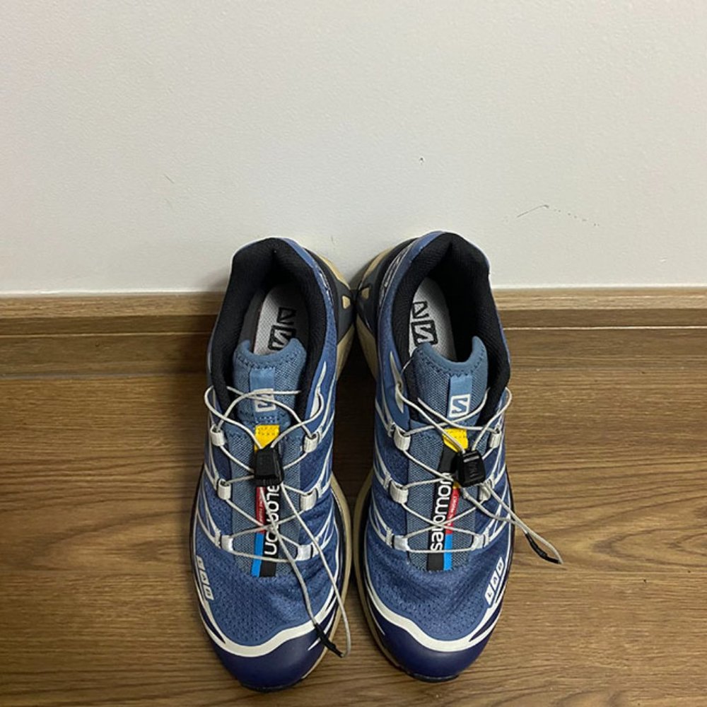 Salomon Thick Soled Navy Retro Outdoor Sneakers